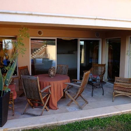 Apartamento Com Piscina Cruz Quebrada Exteriér fotografie