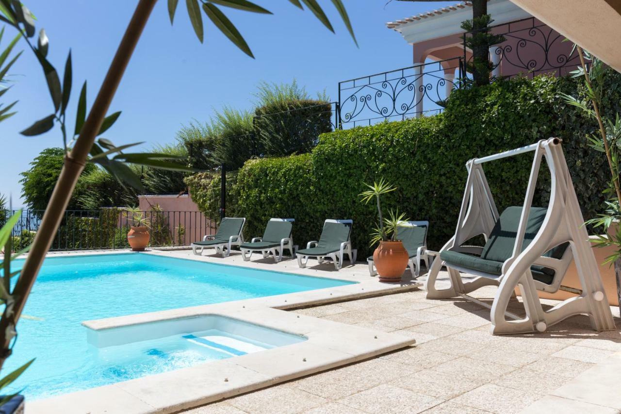 Apartamento Com Piscina Cruz Quebrada Exteriér fotografie